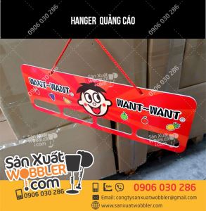 Sản xuất hanger quảng cáo bằng chất liệu bìa – Giải pháp trưng bày kẹo hiệu quả, tiết kiệm
