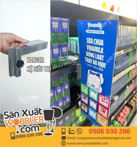 Tay treo Hanger sắt gắn kệ siêu thị