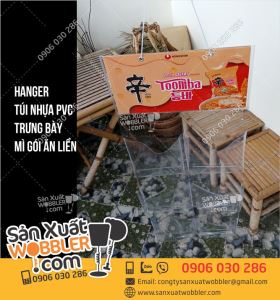Hanger túi nhựa PVC trưng bày mì gói ăn liền