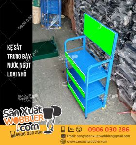 Kệ sắt nhỏ trưng bày nước ngọt