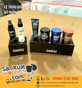 Xưởng sản xuất kệ trưng bày mỹ phẩm chất liệu Fomex chuyên nghiệp