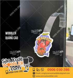 Wobbler quảng cáo Mì xào cua