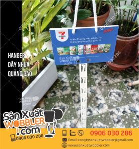 Hanger gắn 1 dây nhựa quảng cáo sản phẩm Đậu Phộng