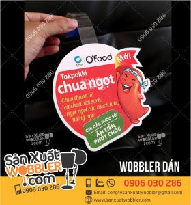 Wobbler quảng cáo Tokpokki chua ngọt