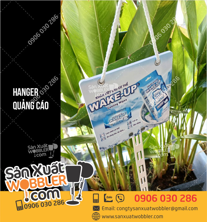 Hanger-1-dây-nhựa-quảng-cáo-khăn-ướt-Wake-Up