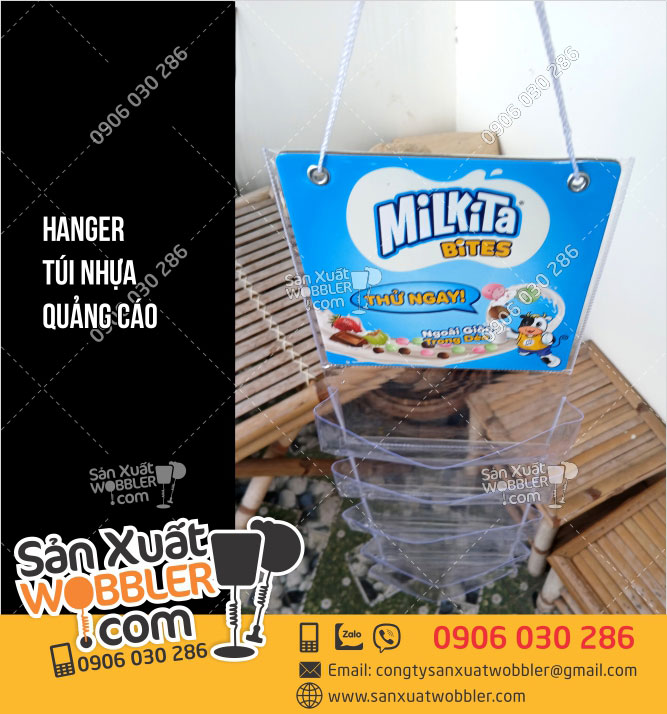 Hanger-túi-nhựa-trưng-bày-gói-kẹo