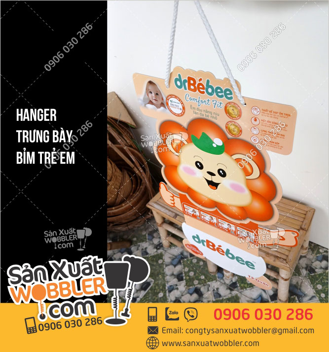 Hanger-trưng-bày-Bỉm-trẻ-em-Be-Bee