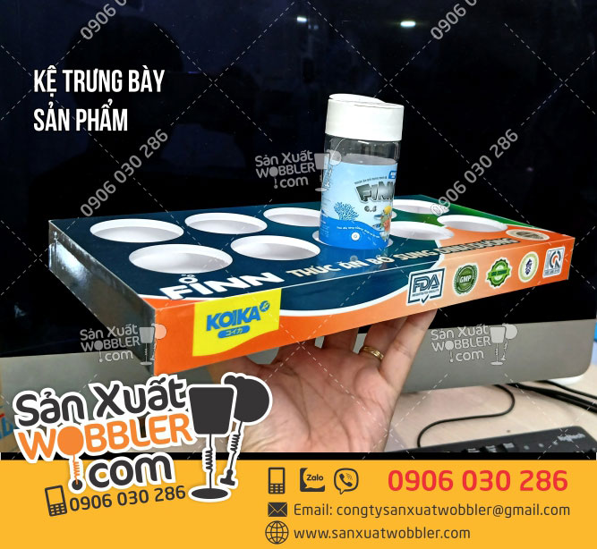 Kệ-trưng-bày-sản-phẩm-FINN