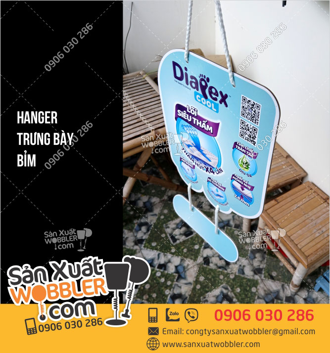 Mẫu-Hanger-trưng-bày-Bỉm-Dia