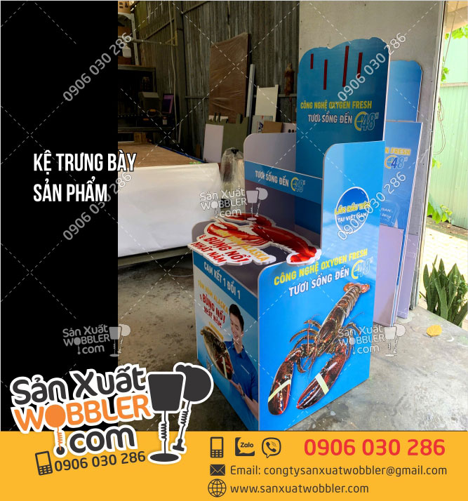 Mẫu-Kệ-Fomex-lớn-trưng-bày-Hải-sản-chế-biến-sẵn