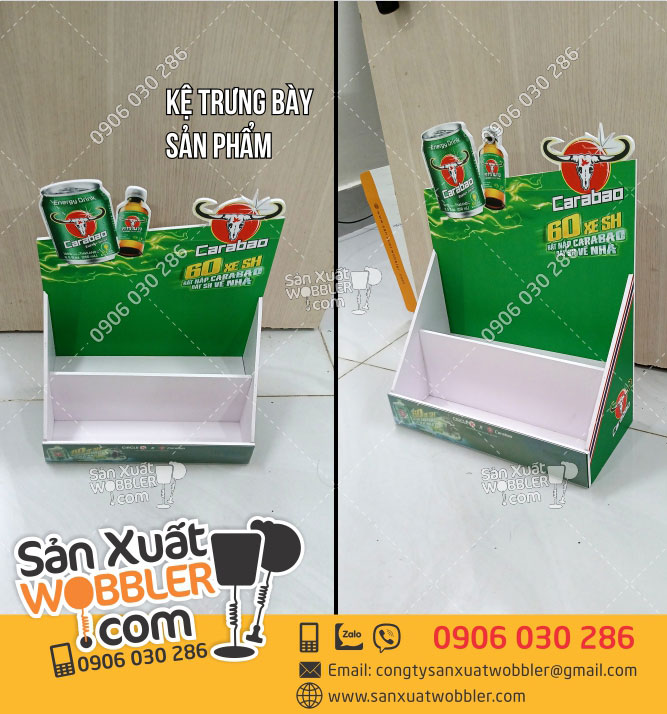 Mẫu-Kệ-trưng-bày-nước-tăng-lực-tại-cửa-hàng-tiện-lợi