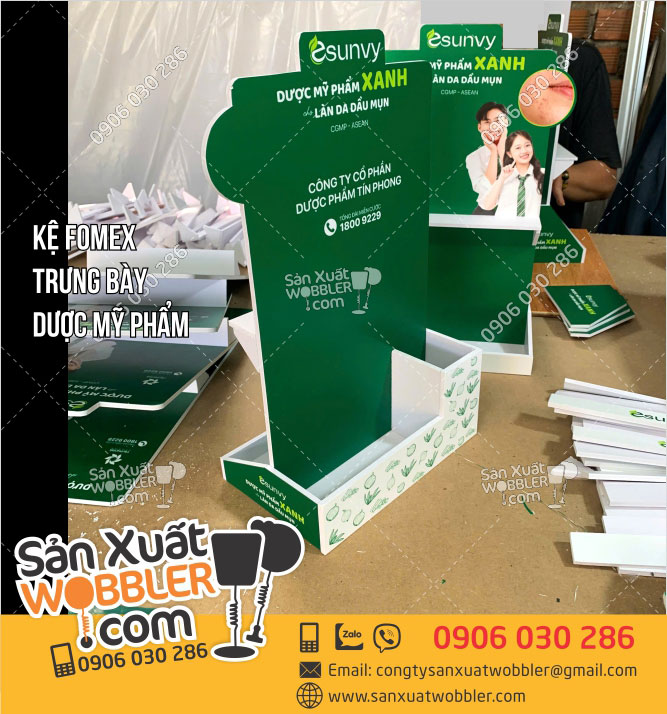 Sản-xuất-Kệ-fomex-trưng-bày-sản-phẩm-Dược-mỹ-phẩm-tại-tiệm-thuốc