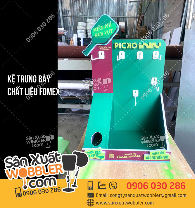 Sản-xuất-Kệ-trưng-bày-sản-phẩm-PIC-chất-liệu-fomex