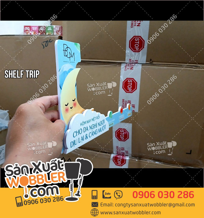 Sản-xuất-Shelf-trip-mỹ-phẩm-chất-liệu-fomex-tại-Tp-HCM