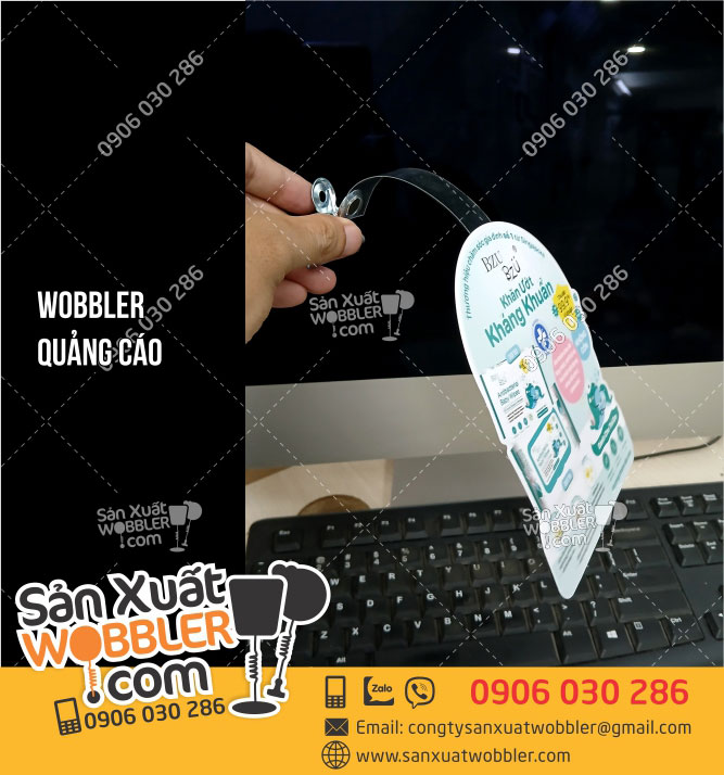 wobbler-thân-nhựa-rủ-khăn-ướt-dành-cho-trẻ-em